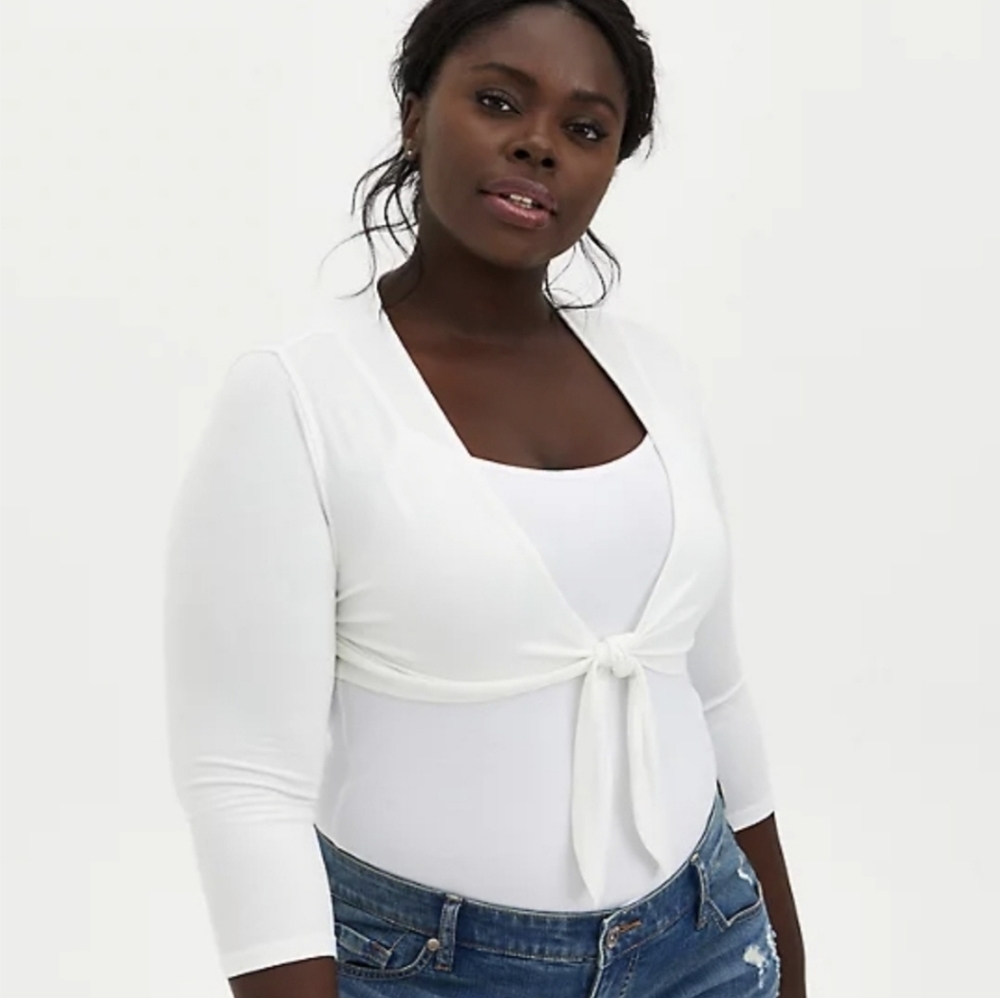 Torrid white crop long sleeve NWT